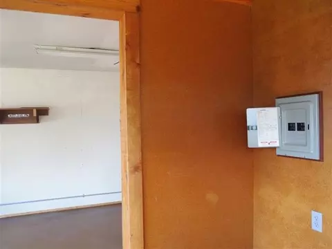 409 Fifth St, Phoenix, OR 97535 photo 19