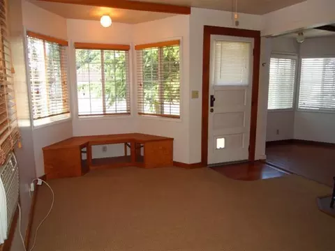 409 Fifth St, Phoenix, OR 97535 photo 6