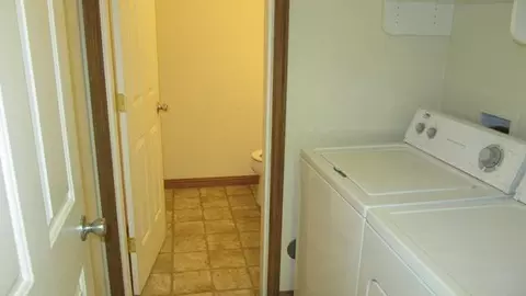 943 Win Way, Eagle Point, OR 97524 photo 8
