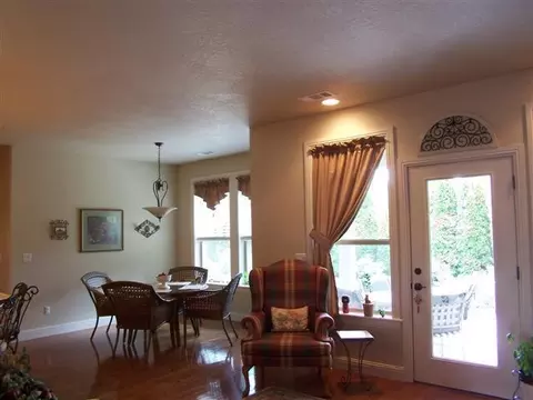 228 Bellerive Dr, Eagle Point, OR 97524 photo 10