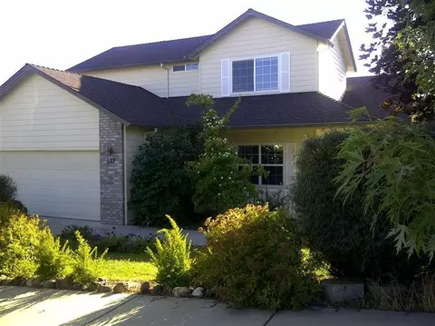 337 N Deanjou Ave, Eagle Point, OR 97524 photo 1