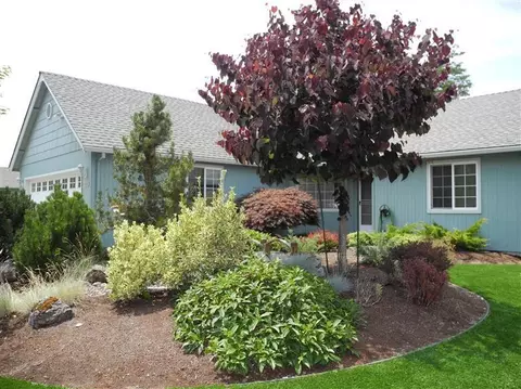 129 Eagle View Dr, Eagle Point, OR 97524 photo 1