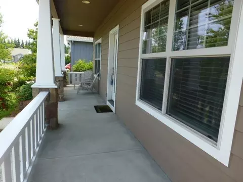 161 Alta Ln, Central Point, OR 97502 photo 3