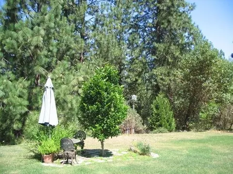 1415 Summit Loop, Grants Pass, OR 97527 photo 8