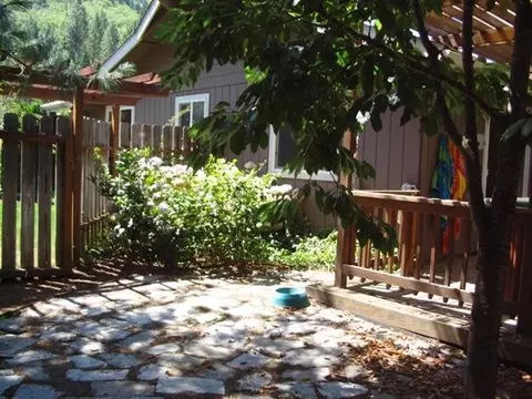 1415 Summit Loop, Grants Pass, OR 97527 photo 11