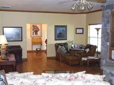 5018 Brophy Rd, Eagle Point, OR 97524 photo 9