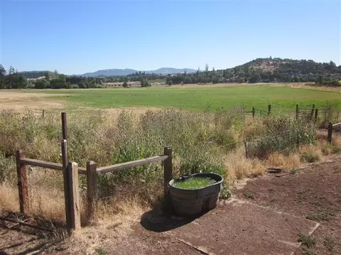 1744 Bigham Brown Rd, Eagle Point, OR 97524 photo 8