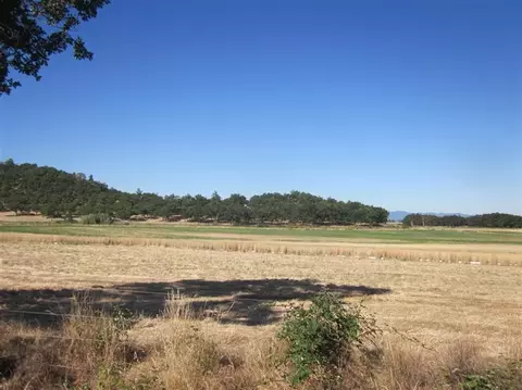 1744 Bigham Brown Rd, Eagle Point, OR 97524 photo 3