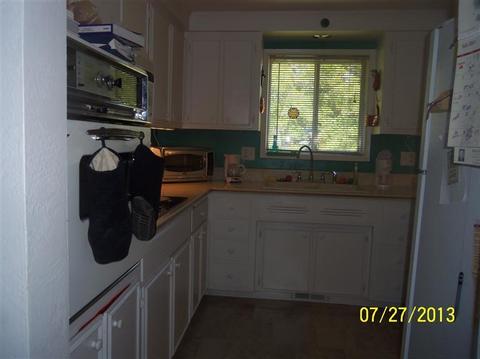 205 B St, Phoenix, OR 97535 photo 3