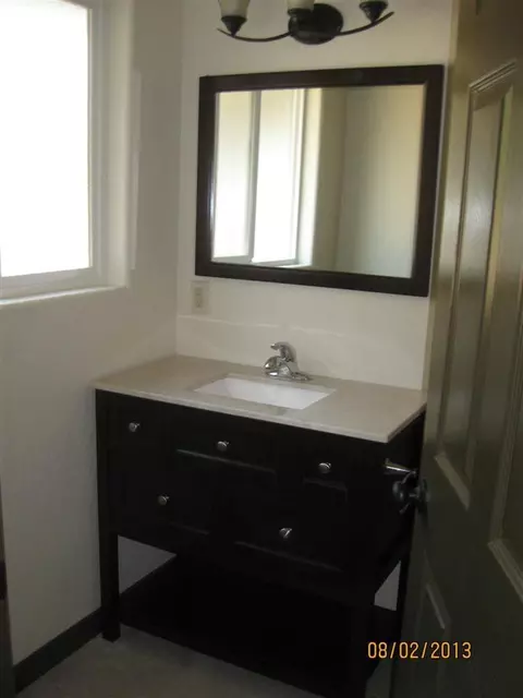 511 B St, Phoenix, OR 97535 photo 8