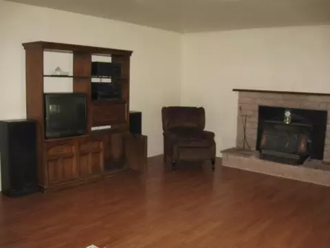 460 Pine Tree Dr, Williams, OR 97544 photo 3