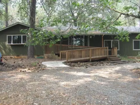 460 Pine Tree Dr, Williams, OR 97544 photo 1