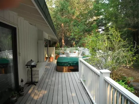 385 Fields Rd, Williams, OR 97544 photo 5