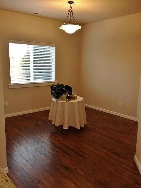 316 Everett Way, Talent, OR 97540 photo 11