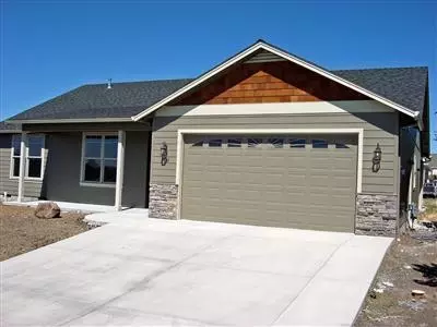 900 Win Way, Eagle Point, OR 97524 photo 9