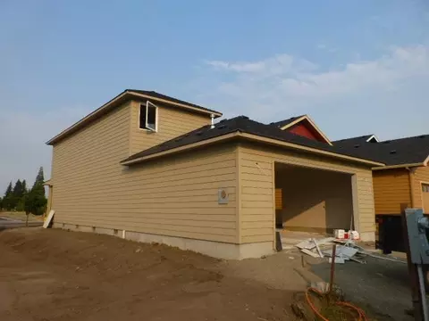 1147 N Haskell St, Central Point, OR 97502 photo 11