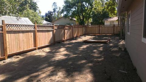 411 N Pine St, Phoenix, OR 97535 photo 3