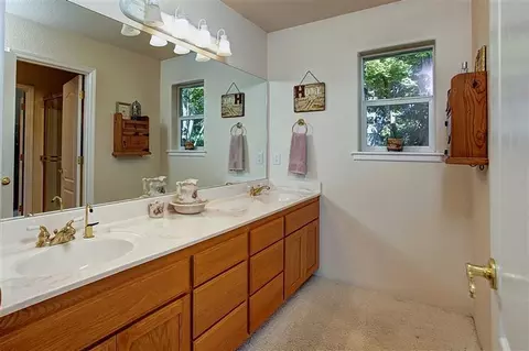898 Crowfoot Rd, Eagle Point, OR 97524 photo 15