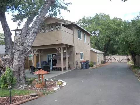 683 Pittview Ave, Central Point, OR 97502 photo 1