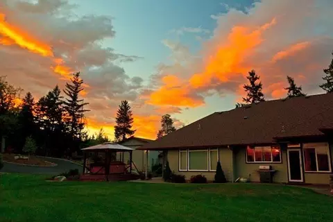 643 Seclusion Loop, Grants Pass, OR 97526 photo 25