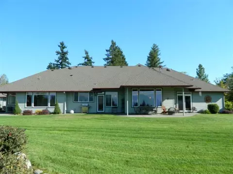 643 Seclusion Loop, Grants Pass, OR 97526 photo 1