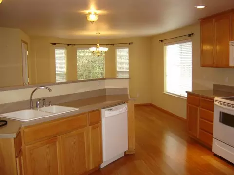 20 Woodcrest Cir, Eagle Point, OR 97524 photo 6
