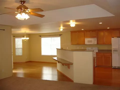 20 Woodcrest Cir, Eagle Point, OR 97524 photo 4