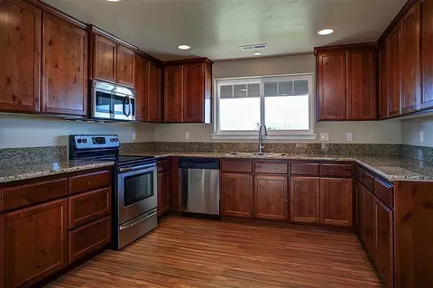 200 Singing Grass Dr, Central Point, OR 97502 photo 7