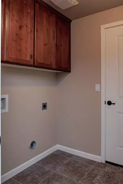 200 Singing Grass Dr, Central Point, OR 97502 photo 9
