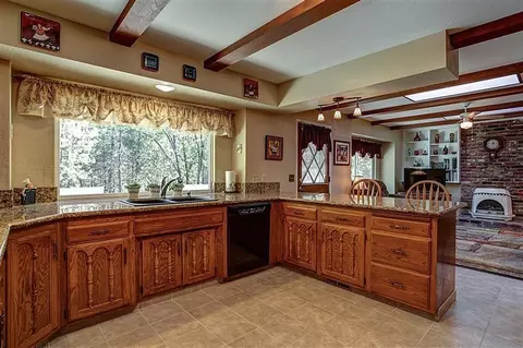 151 Harper Loop, Grants Pass, OR 97527 photo 6