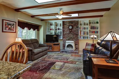 151 Harper Loop, Grants Pass, OR 97527 photo 10