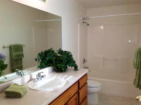 532 C St, Phoenix, OR 97535 photo 10