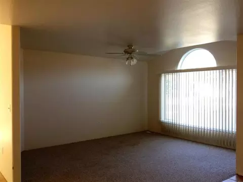 532 C St, Phoenix, OR 97535 photo 5