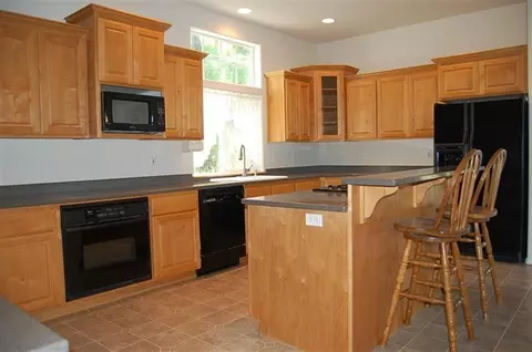 1525 Panoramic Loop, Grants Pass, OR 97527 photo 7