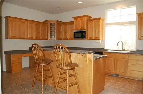 1525 Panoramic Loop, Grants Pass, OR 97527 photo 5