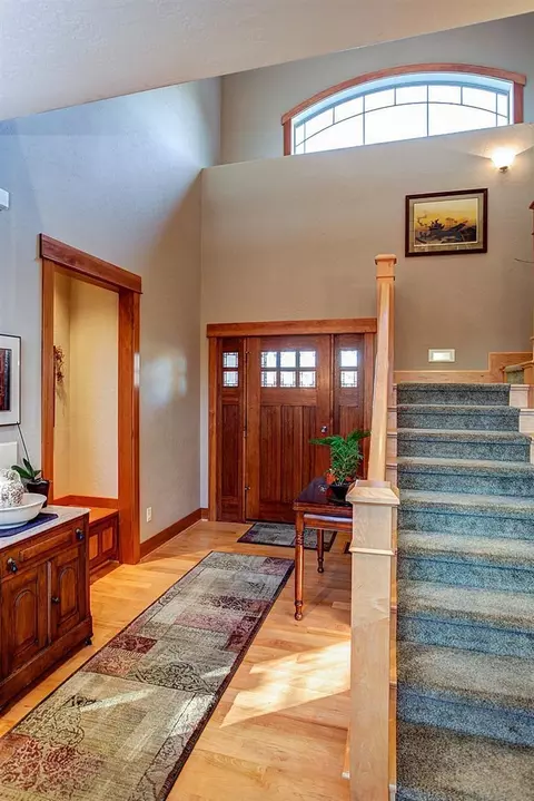 327 Cherrywood, Eagle Point, OR 97524 photo 2
