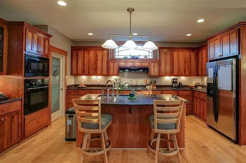 327 Cherrywood, Eagle Point, OR 97524 photo 8