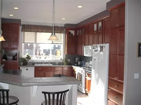 6846 Table Rock Rd, Central Point, OR 97502 photo 6