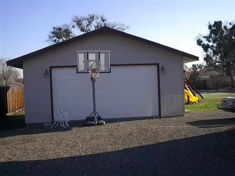 6846 Table Rock Rd, Central Point, OR 97502 photo 4