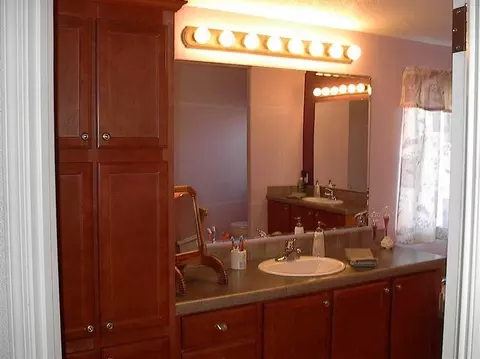 6846 Table Rock Rd, Central Point, OR 97502 photo 18
