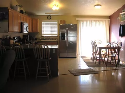 253 Tierra Cir, Eagle Point, OR 97524 photo 5