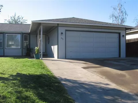 253 Tierra Cir, Eagle Point, OR 97524 photo 1