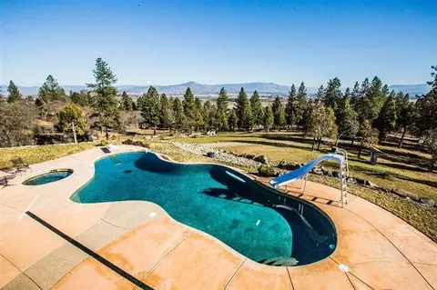 2335 Hillside Dr, Central Point, OR 97502 photo 25
