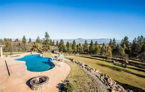 2335 Hillside Dr, Central Point, OR 97502 photo 14