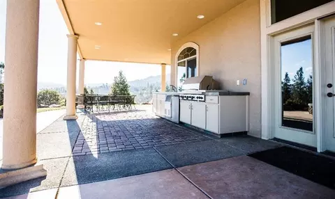 2335 Hillside Dr, Central Point, OR 97502 photo 13