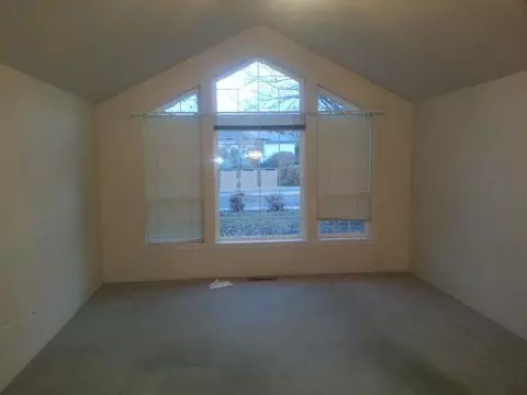 616 Benjamin Way, Phoenix, OR 97535 photo 9