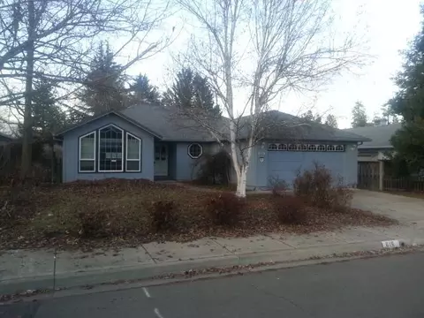616 Benjamin Way, Phoenix, OR 97535 photo 1