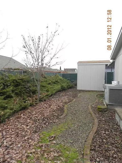 2355 Evan Way, Central Point, OR 97502 photo 10