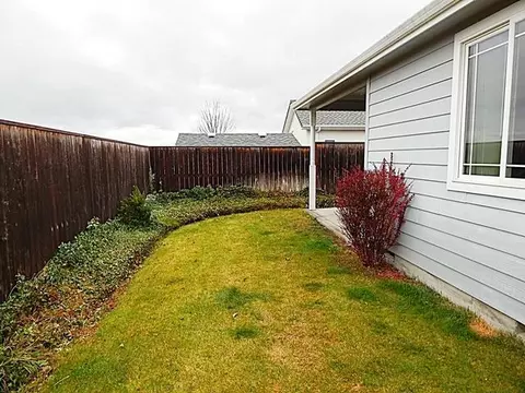 416 Leandra Ln, Eagle Point, OR 97524 photo 11
