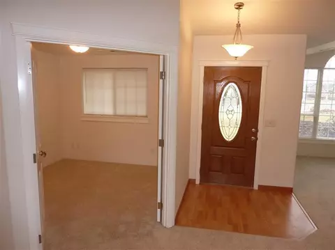 1089 Highlands Dr, Eagle Point, OR 97524 photo 3